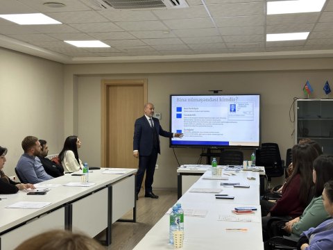 Zal nəzarətçisi sertifikatı üçün təlimlər davam edir