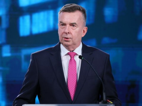 Polşanın elm və ali təhsil naziri istefa verib