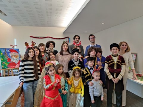 Parisdə &ldquo;Natəvan&rdquo; məktəbində Yeni il bayramı qeyd edilib