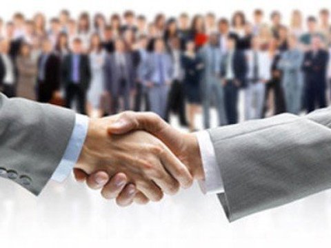 Xarici və yerli magistratura təhsili: İşəgötürənlər onlara üstünlük VERİR