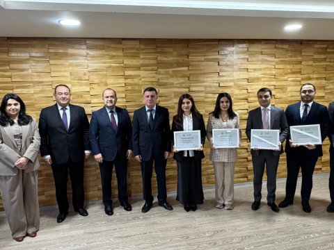 DİM-in əməkdaşları təltif olunublar