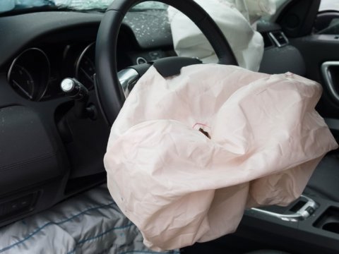 Mingəçevirdə avtomobillər toqquşub, xəsarət alanlar var