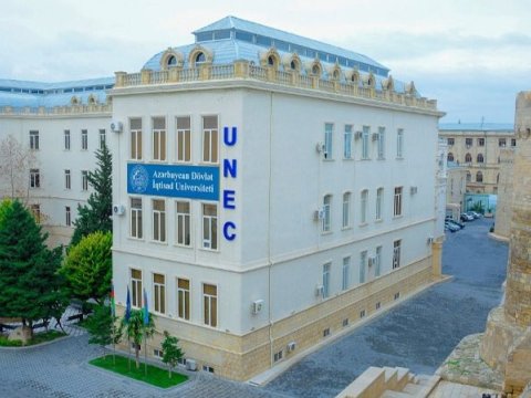 UNEC-də tələbə və məzunlara 400-dən çox vakansiya təklif olunub