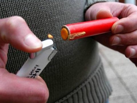 Bədbəxt hadisə: azyaşlının əlində pirotexniki vasitə partladı