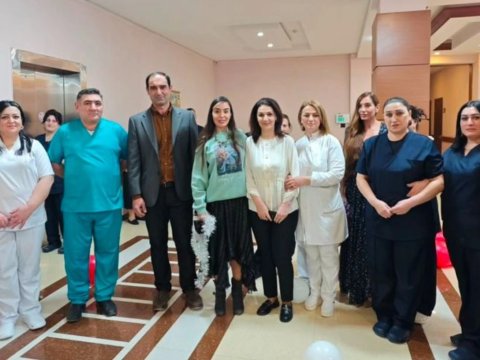 Leyla və Arzu Əliyevalar Qocalar evini ziyarət ediblər