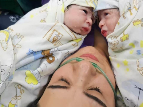 Naxçıvanda 2025-ci ilin ilk əkiz uşaqları dünyaya gəlib -&nbsp;FOTO