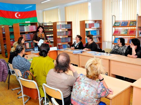 Müəllimlər valideynlərin təhdidləri ilə üzləşirlər