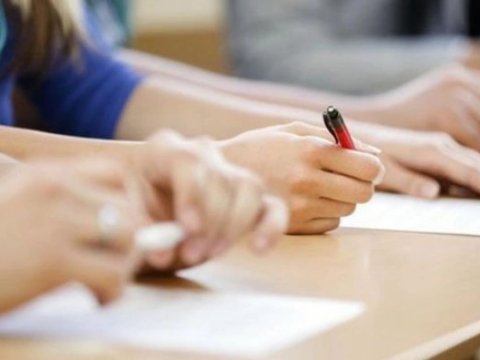 Universitetlərə qəbulda keçid balları artacaq?