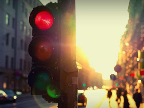 Suraxanıda 11 yaşlı yeniyetməni avtomobil vurub