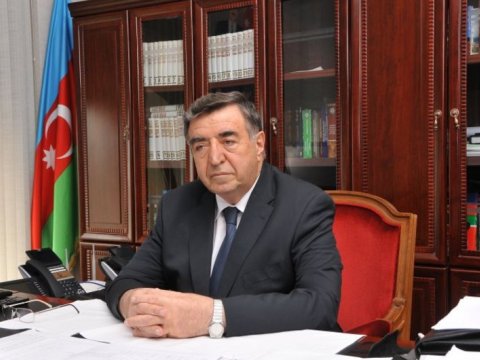 Əhməd Əhmədzadə &ldquo;Şərəf&rdquo; ordeni ilə təltif edilib