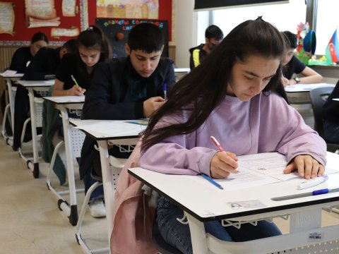 Ali məktəblərə imtahansız qəbul: Olimpiadalar şagirdlərə bu imtiyazları VERİR