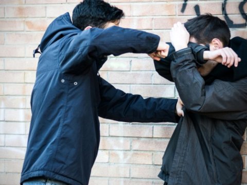 Şabranda şagirdlər arasında dava:&nbsp;məktəbli xəsarət aldı