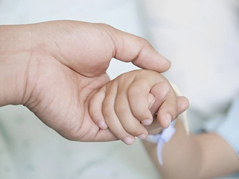 Azyaşlı dərmandan ZƏHƏRLƏNDİ