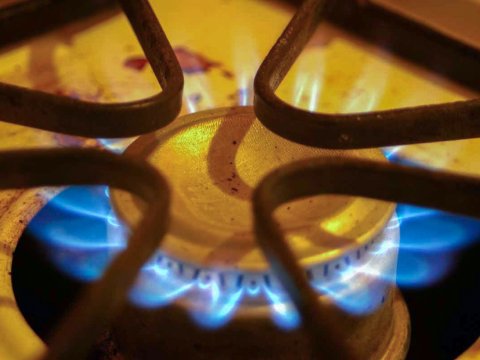 Biri məktəbli olmaqla ailənin 4 üzvü dəm qazından zəhərlənib