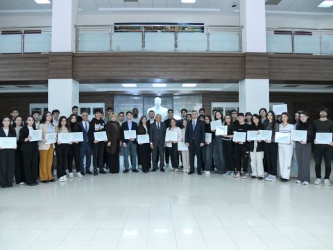 COP29-da iştirak edən 76 BMU könüllüsü&nbsp;təltif edilib
