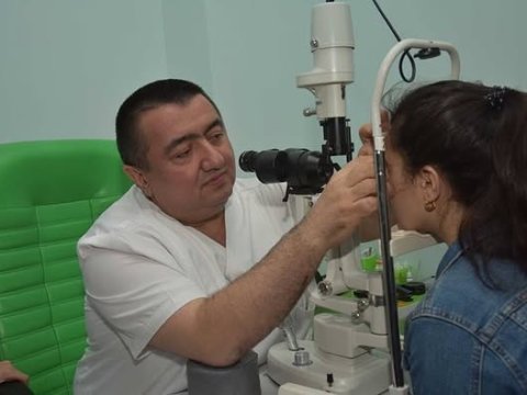 Jurnalistlər ödənişsiz göz əməliyyatı&nbsp;OLUNDULAR