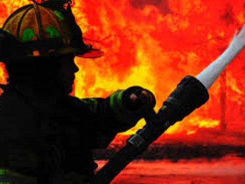 Yataqxanada yanğın - 5-i uşaq olmaqla 11 nəfər sakin&nbsp;təxliyə edilib