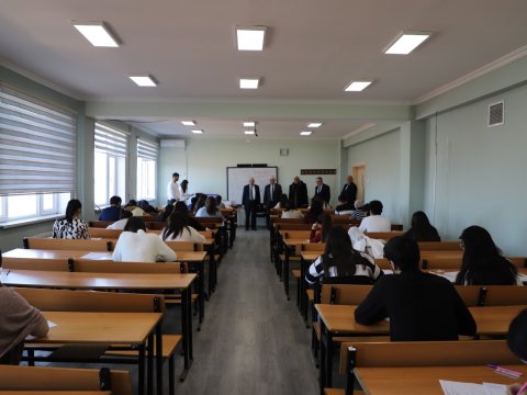 İctimai şura üzvləri LDU-da imtahanların gedişini izləyib