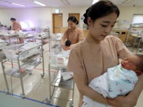 9 ildə ilk dəfə olaraq doğum səviyyəsi artıb