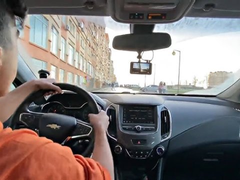 Sürücülük vəsiqəsinin verilmə yaşı dəyişdirilə bilər?