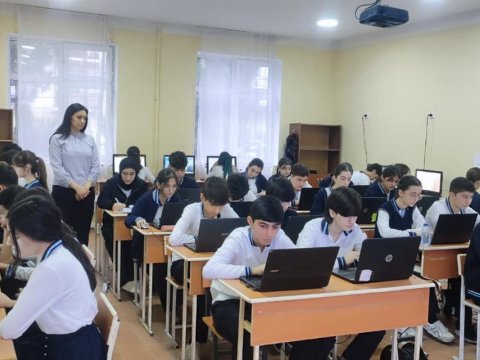 Məktəblərdə böyük summativ qiymətləndirmələr rəqəmsal formada keçirilir