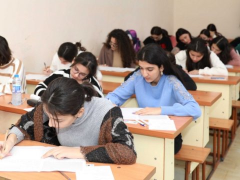 Magistraturaya sənəd qəbulu başa çatır