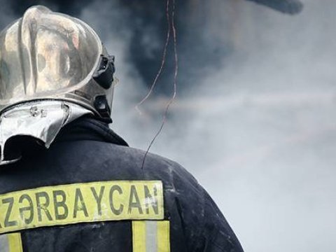 Şəkidə məktəbdə yanğın olub