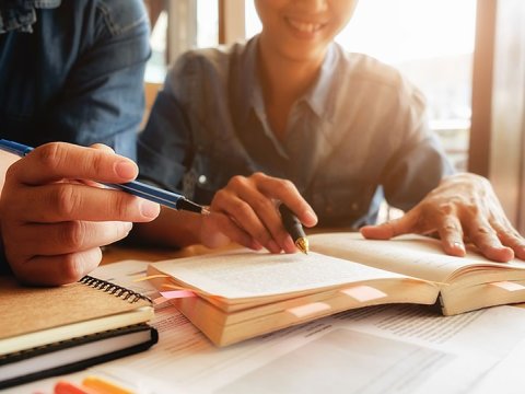 Təhsilin ömrü nə qədər uzatdığı hesablanıb