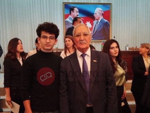 Ən gənc namizəd də bələdiyyə üzvü&nbsp;SEÇİLDİ