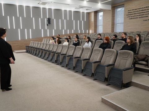 Zal nəzarətçiləri üçün təlimlər yekunlaşdırılıb