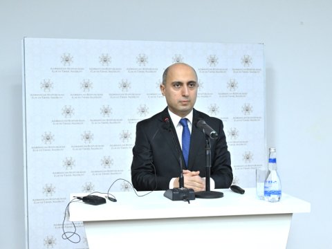 “Ali təhsil haqqında” qanunun qəbul edilməsi hələ gözlənilmir