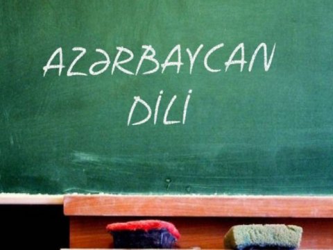 "Azərbaycan dili dərsliklərində kifayət qədər norma pozuntuları var"