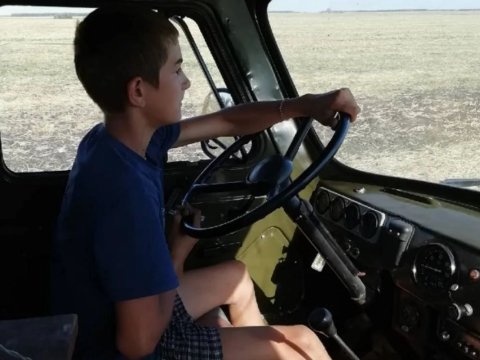 11 yaşlı yük maşını sürücüsü saxlanılıb