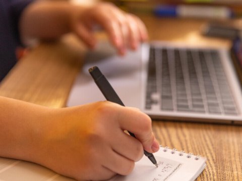 Dövlət İmtahan Mərkəzi TKT imtahanını keçirib