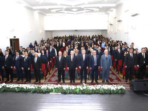 BMU tələbələrinə adlı təqaüd verilib