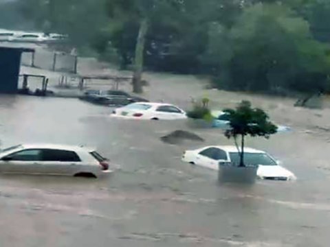 Yağışa görə məktəblər bağlanır