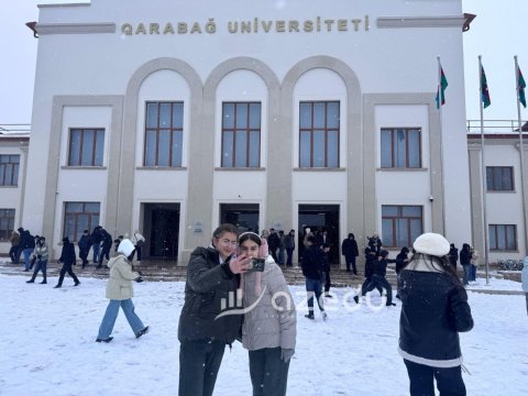 Azad diyarın tələbələri&nbsp;qar sevinci yaşayır&nbsp;- FOTOLAR