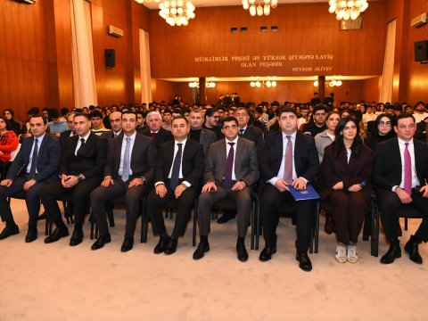 ADNSU-da TələbəPlus kartı ilə bağlı infosessiya keçirilib