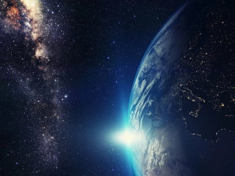 Astronavtdan MÖHTƏŞƏM KADR: Yerin üfüqündən kənarda Süd Yolu