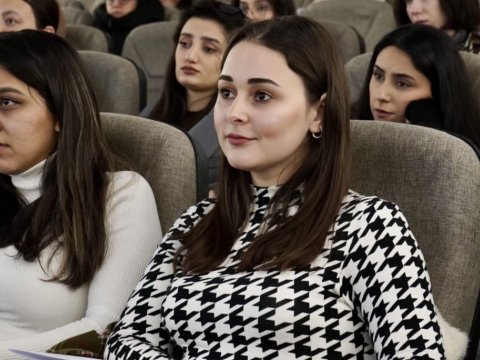 DİM könüllüləri imtahanların təşkilinə cəlb edilir