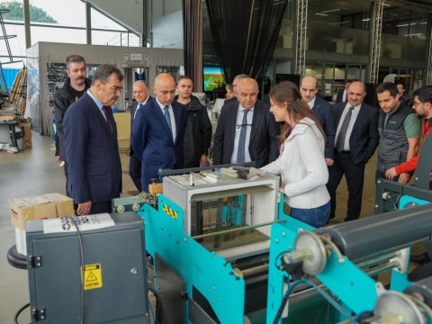 Nazir Türkiyədə təhsil alan azərbaycanlı doktorantlarla görüşüb