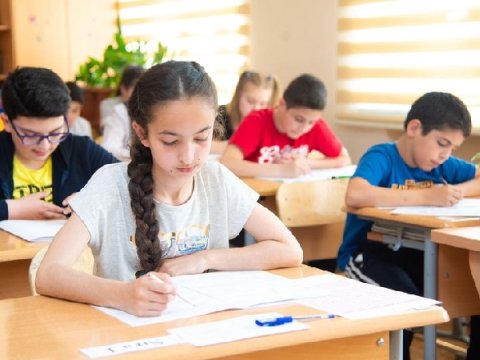 Həftə ərzində 4000 şagirdin yerdəyişməsi baş tutub