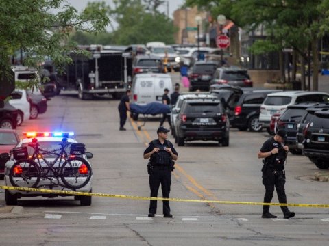 14 yaşlı yeniyətmə polisə atəş açıb