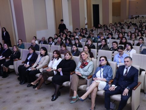 AzMİU-da dizaynın müasir problemləri müzakirə olunub