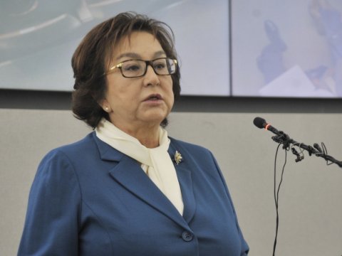 Azərbaycan dilinin elmi sahədə də inkişafı önəmlidir