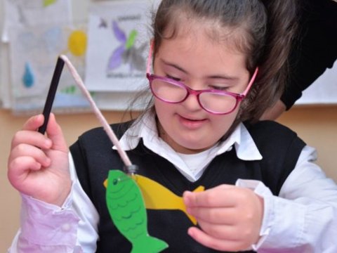 67 məktəbdə inklüziv siniflər təşkil edilib