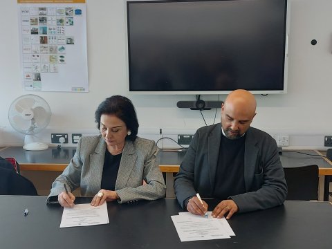 AzMİU Böyük Britaniya ilə 2 yeni ikili diplom müqaviləsi imzaladı