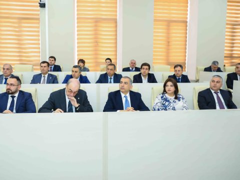 UNEC-də Rəşid Qayıbovun xatirəsi anıldı - FOTO