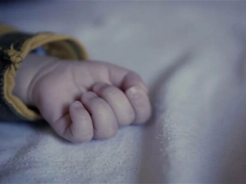 Halı pisləşən 3 yaşlı uşaq ölüb -&nbsp;YENİLƏNDİ