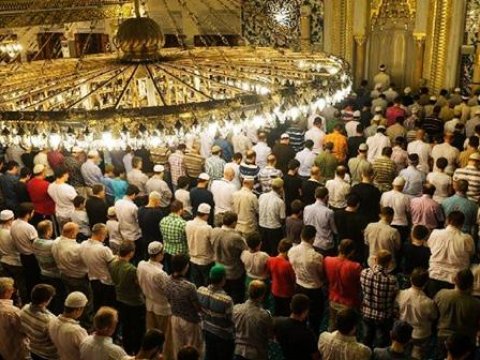 Bayram namazının vaxtı açıqlanıb